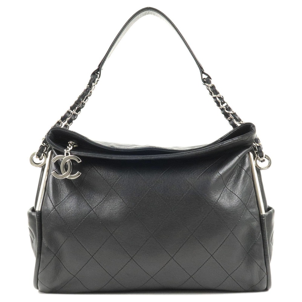 💎✨Authentic✨💎 CHANEL Matelasse Lamb skin leather black chain